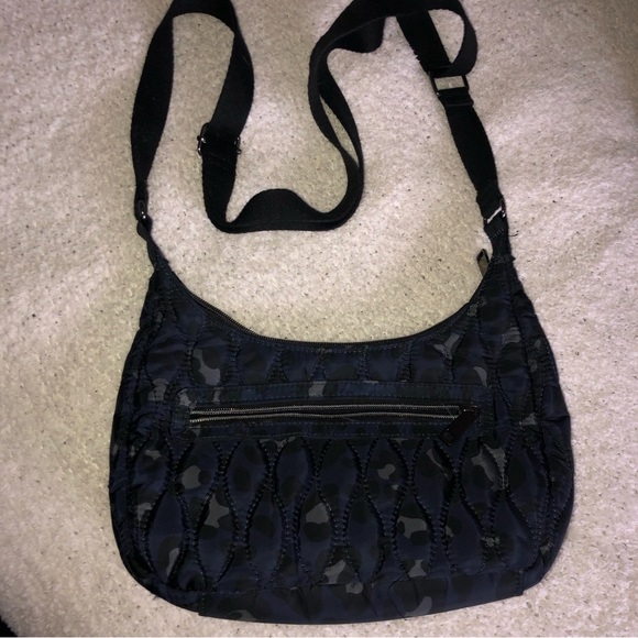 Time and Tru Tina quilted purse crossbody - Picture 4 of 7